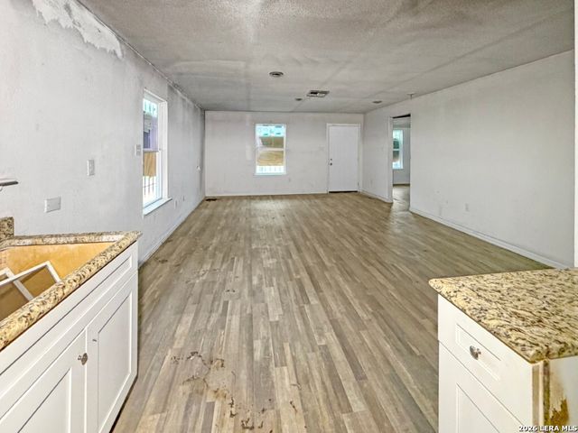 3239 MARTIN LUTHER KING DR, San Antonio, TX 78220