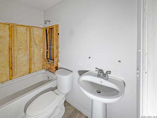 3239 MARTIN LUTHER KING DR, San Antonio, TX 78220