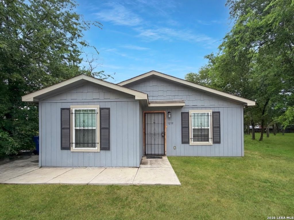 3239 MARTIN LUTHER KING DR, San Antonio, TX 78220