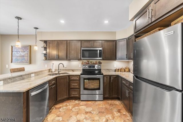 10 Gristmill, Sparta Twp., NJ 07871