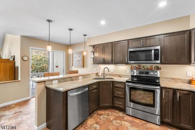 10 Gristmill, Sparta Twp., NJ 07871