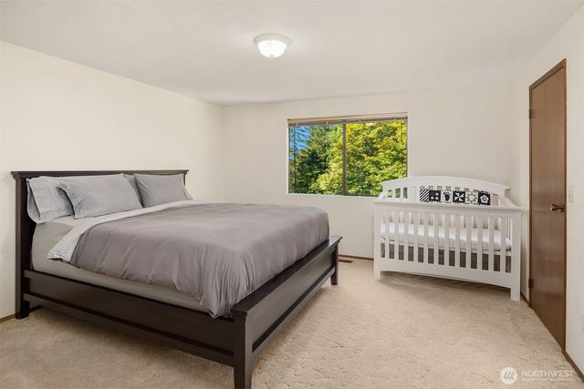 19516 SE 23rd Street, Sammamish, WA 98075