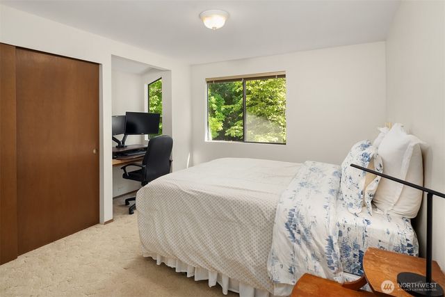 19516 SE 23rd Street, Sammamish, WA 98075