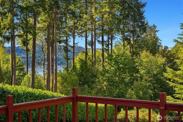 19516 SE 23rd Street, Sammamish, WA 98075