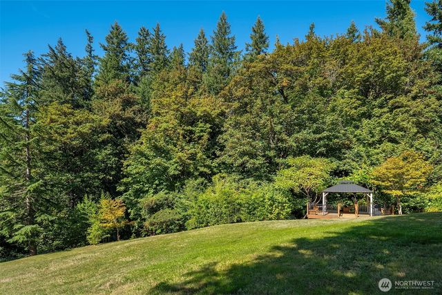 19516 SE 23rd Street, Sammamish, WA 98075