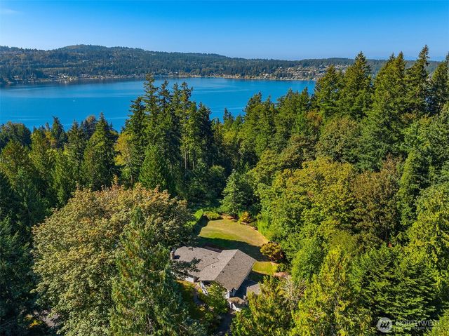 19516 SE 23rd Street, Sammamish, WA 98075