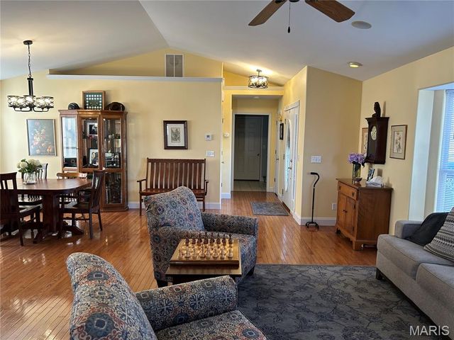 1308 Apple Blossom Lane, Washington, MO 63090