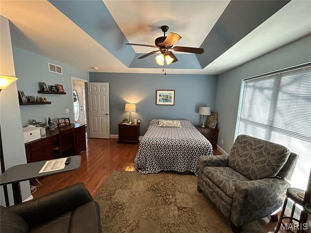 1308 Apple Blossom Lane, Washington, MO 63090