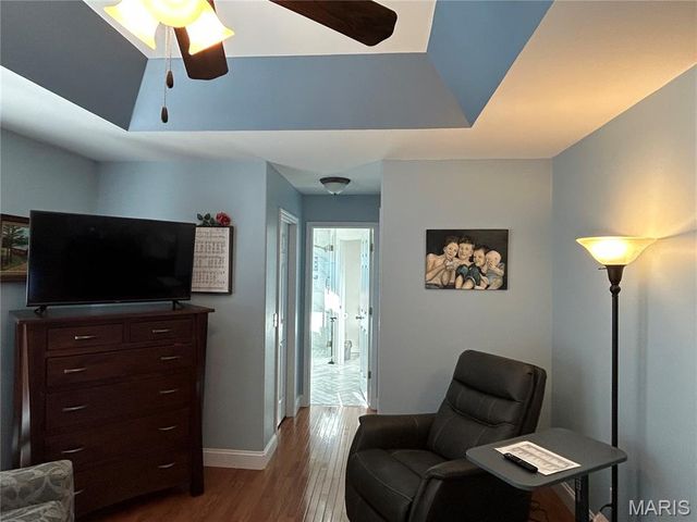 1308 Apple Blossom Lane, Washington, MO 63090