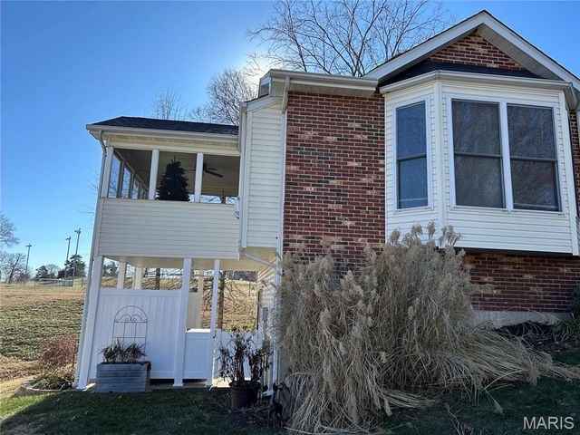 1308 Apple Blossom Lane, Washington, MO 63090