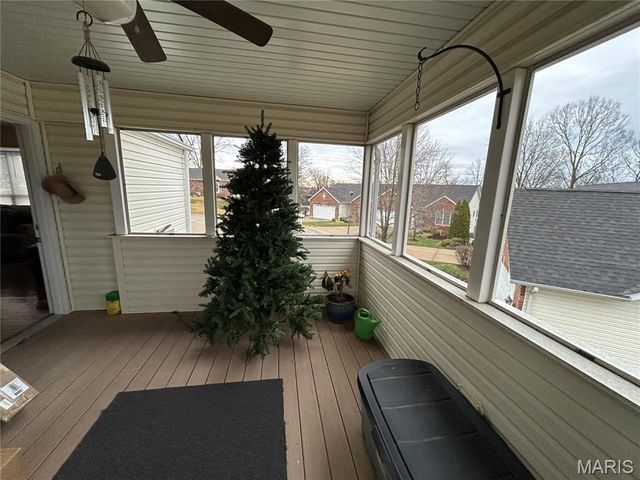 1308 Apple Blossom Lane, Washington, MO 63090