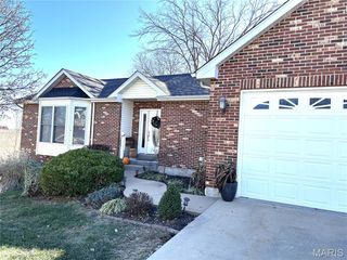 1308 Apple Blossom Lane, Washington, MO 63090