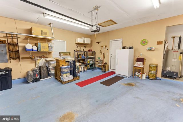 9008 EXECUTIVE CLUB DR, Delmar, MD 21875