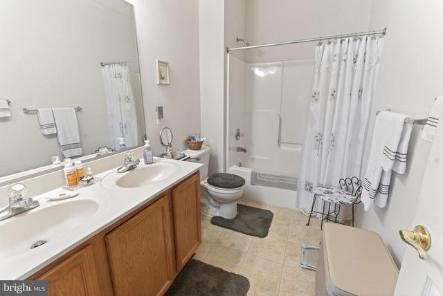 9008 EXECUTIVE CLUB DR, Delmar, MD 21875