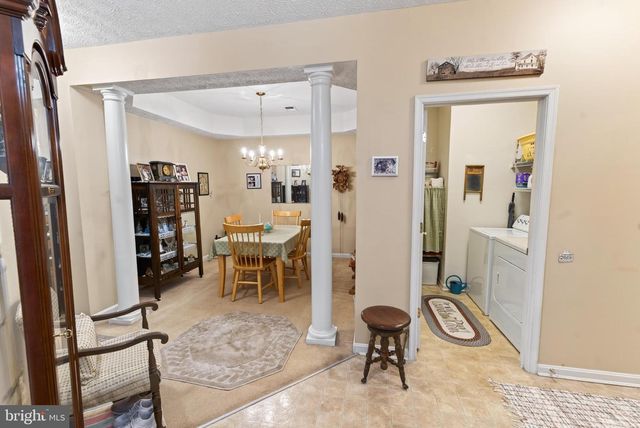 9008 EXECUTIVE CLUB DR, Delmar, MD 21875