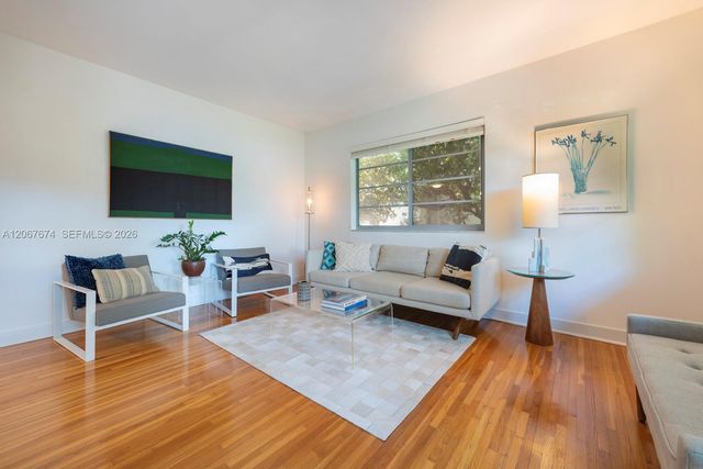 945 10th Street 3, Miami Beach, FL 33139
