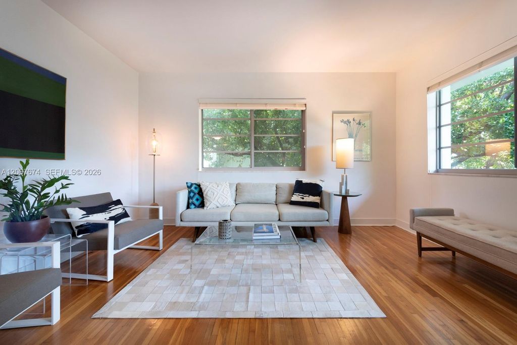 945 10th Street 3, Miami Beach, FL 33139