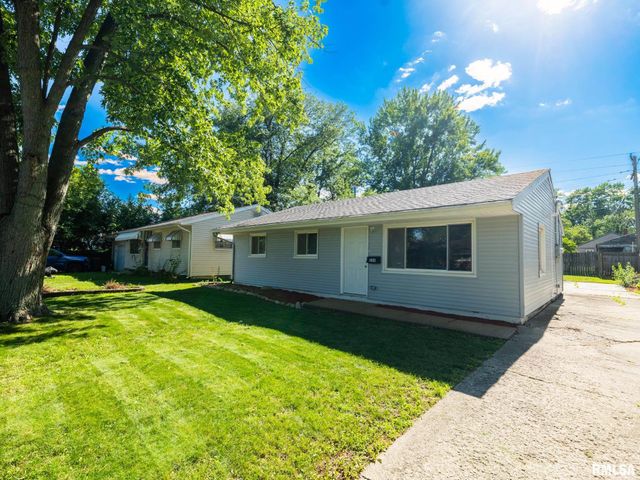 209 CAPRI Street, Pekin, IL 61554