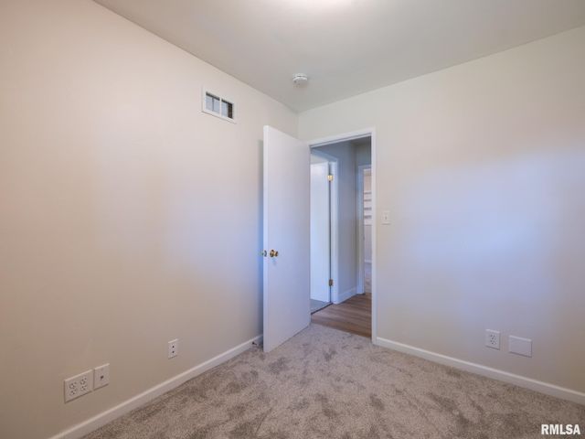 209 CAPRI Street, Pekin, IL 61554
