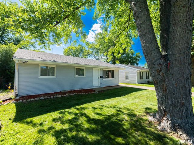 209 CAPRI Street, Pekin, IL 61554