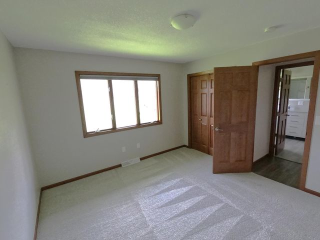 2261 State Road 35, Somerset, WI 54025