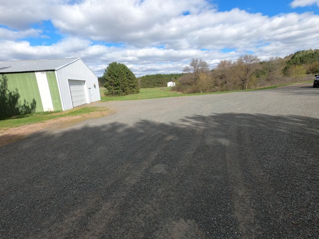 2261 State Road 35, Somerset, WI 54025