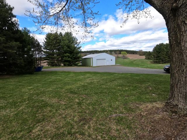 2261 State Road 35, Somerset, WI 54025