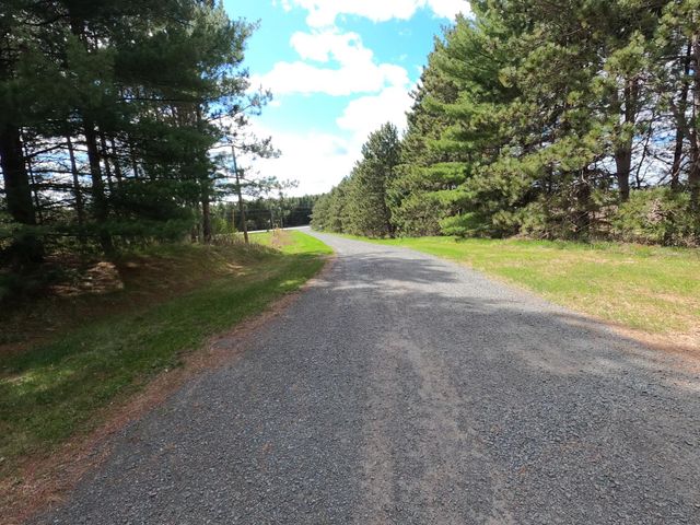 2261 State Road 35, Somerset, WI 54025
