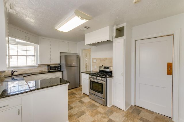 236 W 31st Street, Houston, TX 77018