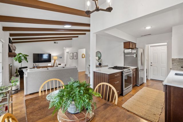 11609 Fast Horse DR, Austin, TX 78759