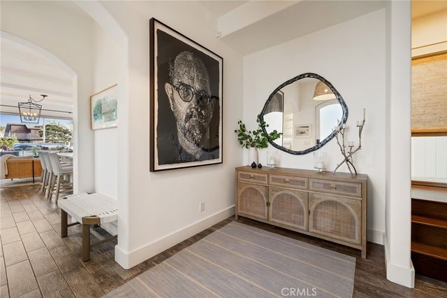 61 The Colonnade, Long Beach, CA 90803
