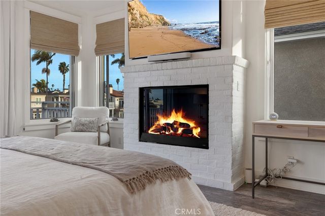 61 The Colonnade, Long Beach, CA 90803