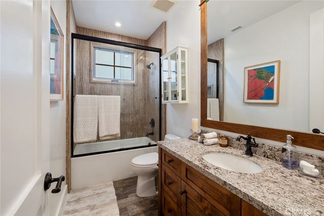 61 The Colonnade, Long Beach, CA 90803