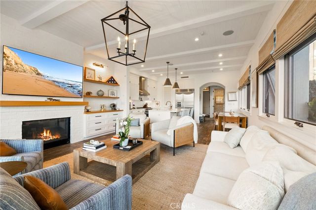 61 The Colonnade, Long Beach, CA 90803