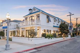 61 The Colonnade, Long Beach, CA 90803