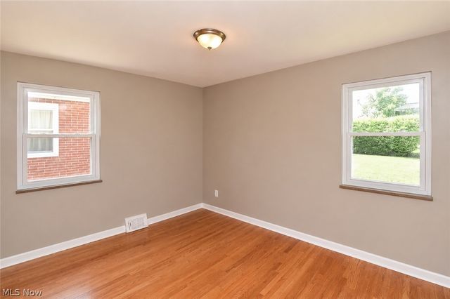 5250 E 135th Street, Garfield Heights, OH 44125