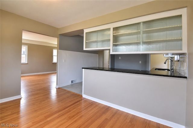 5250 E 135th Street, Garfield Heights, OH 44125