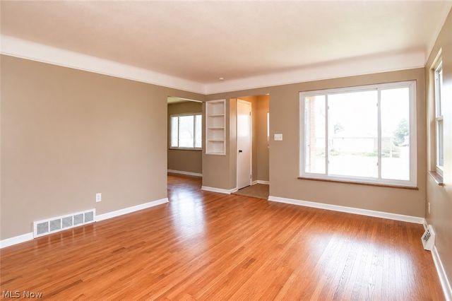 5250 E 135th Street, Garfield Heights, OH 44125