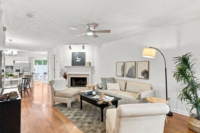 205 Shadow Glen Dr, Nashville, TN 37211