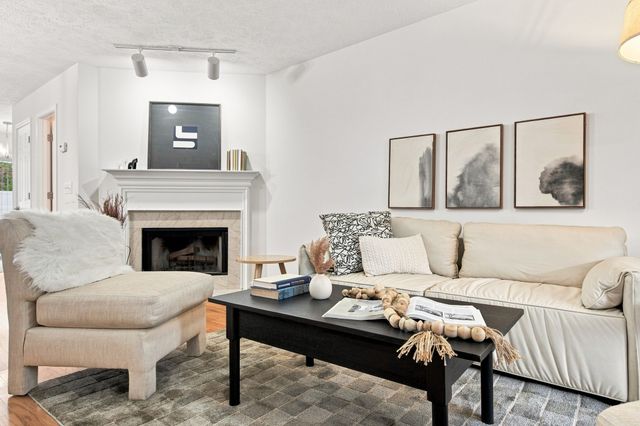 205 Shadow Glen Dr, Nashville, TN 37211