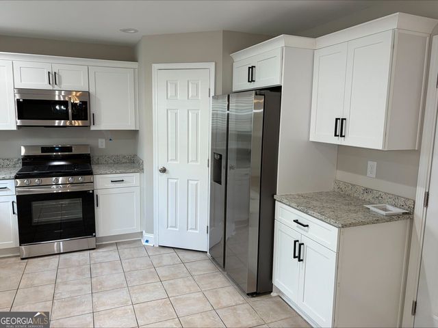 144 River Pass Court, Dacula, GA 30019