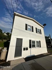 1126 Broadway Apt. 1, Rensselaer, NY 12144