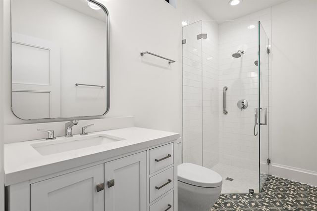 108 Waters Edge Drive, Jupiter, FL 33477