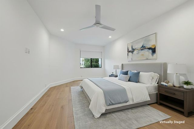 108 Waters Edge Drive, Jupiter, FL 33477