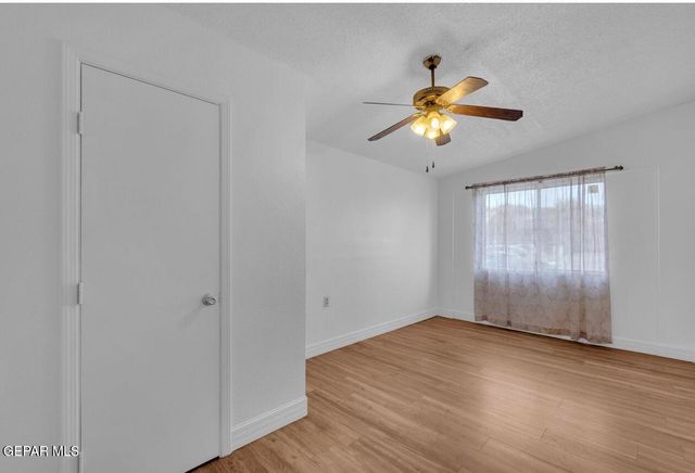 1057 Navarrette Circle, El Paso, TX 79907