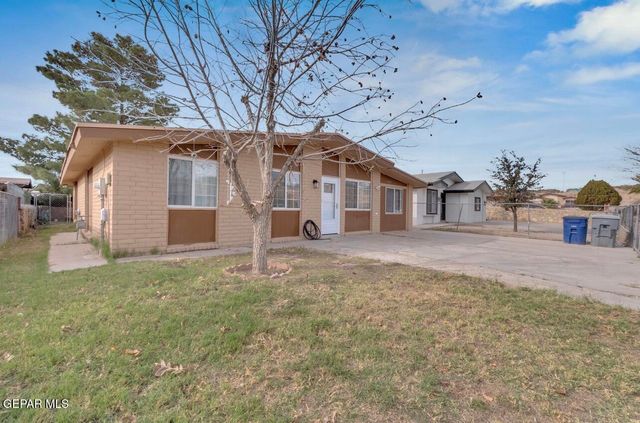 1057 Navarrette Circle, El Paso, TX 79907