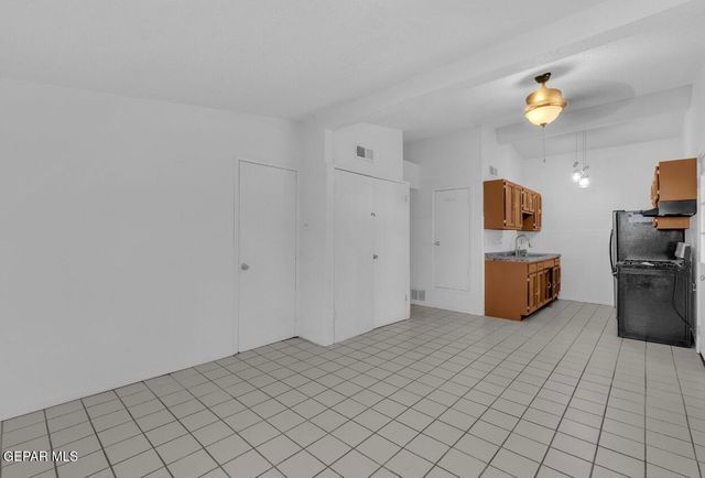 1057 Navarrette Circle, El Paso, TX 79907