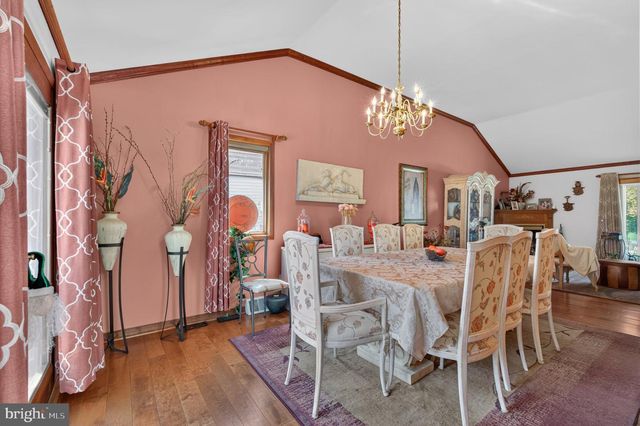 1127 HOWER LN, Philadelphia, PA 19115