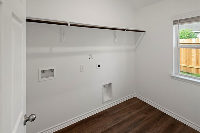 1878 Redwood Lane, Dayton, TX 77535