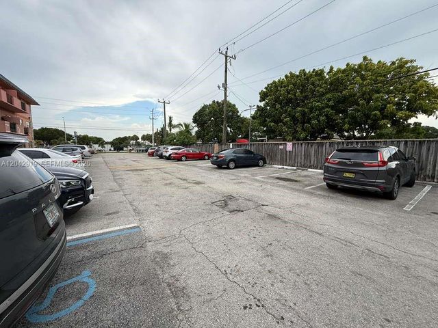 17101 NW 57th Ave 306, Miami Gardens, FL 33055